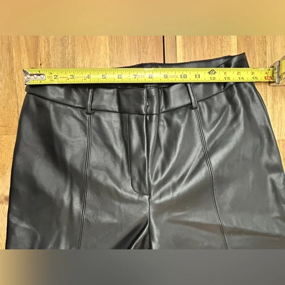 7 For All Mankind Black Coated Faux Leather Wide Leg Cropped Pants Leg Sz Lg